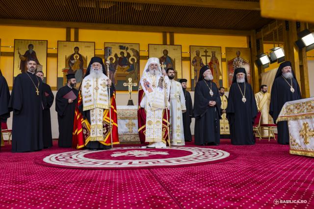 La pas, alături de prietenii lui Hristos: Calea Sfinților, pe străzile din Capitală / Foto credit: Basilica.ro / Mircea Florescu La pas, alături de prietenii lui Hristos: Calea Sfinților, pe străzile din Capitală