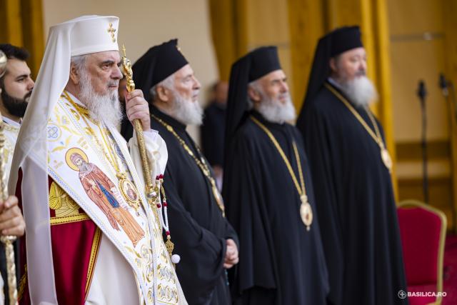La pas, alături de prietenii lui Hristos: Calea Sfinților, pe străzile din Capitală / Foto credit: Basilica.ro / Mircea Florescu La pas, alături de prietenii lui Hristos: Calea Sfinților, pe străzile din Capitală