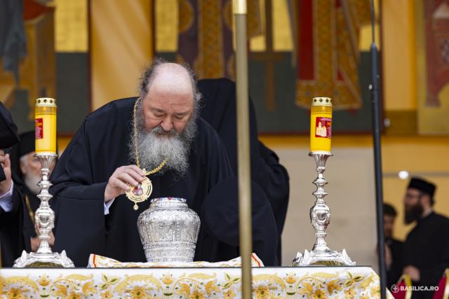 La pas, alături de prietenii lui Hristos: Calea Sfinților, pe străzile din Capitală / Foto credit: Basilica.ro / Mircea Florescu La pas, alături de prietenii lui Hristos: Calea Sfinților, pe străzile din Capitală