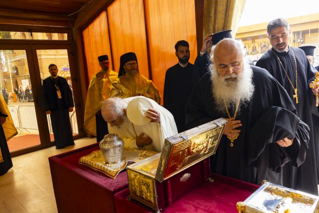 La pas, alături de prietenii lui Hristos: Calea Sfinților, pe străzile din Capitală / Foto credit: Basilica.ro / Mircea Florescu La pas, alături de prietenii lui Hristos: Calea Sfinților, pe străzile din Capitală