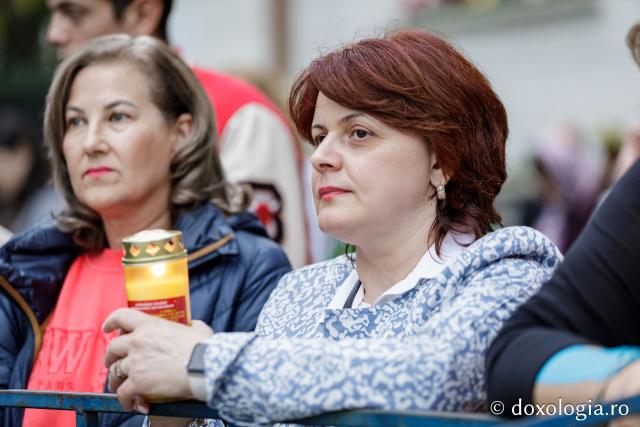 (Foto) Pelerinaj pe Calea Sfinților – credință și rugăciune în lumina harului Sfinților Parascheva și Pantelimon