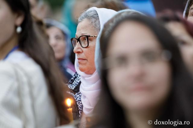 (Foto) Pelerinaj pe Calea Sfinților – credință și rugăciune în lumina harului Sfinților Parascheva și Pantelimon