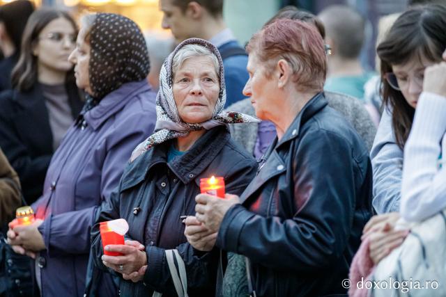 (Foto) Pelerinaj pe Calea Sfinților – credință și rugăciune în lumina harului Sfinților Parascheva și Pantelimon