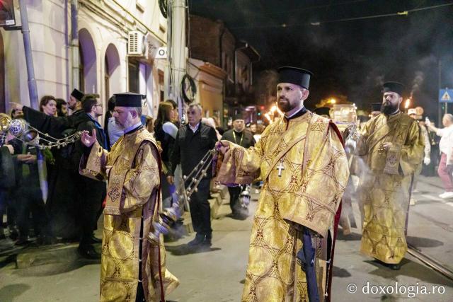 (Foto) Pelerinaj pe Calea Sfinților – credință și rugăciune în lumina harului Sfinților Parascheva și Pantelimon