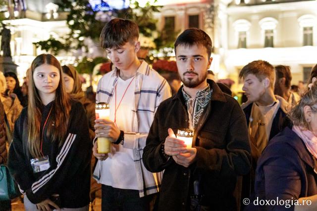 (Foto) Pelerinaj pe Calea Sfinților – credință și rugăciune în lumina harului Sfinților Parascheva și Pantelimon