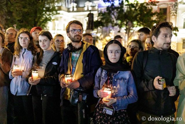 (Foto) Pelerinaj pe Calea Sfinților – credință și rugăciune în lumina harului Sfinților Parascheva și Pantelimon