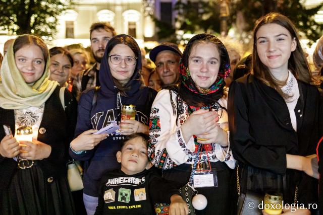 (Foto) Pelerinaj pe Calea Sfinților – credință și rugăciune în lumina harului Sfinților Parascheva și Pantelimon