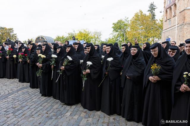 La pas, alături de prietenii lui Hristos: Calea Sfinților, pe străzile din Capitală / Foto credit: Basilica.ro / Raluca-Emanuela Ene La pas, alături de prietenii lui Hristos: Calea Sfinților, pe străzile din Capitală