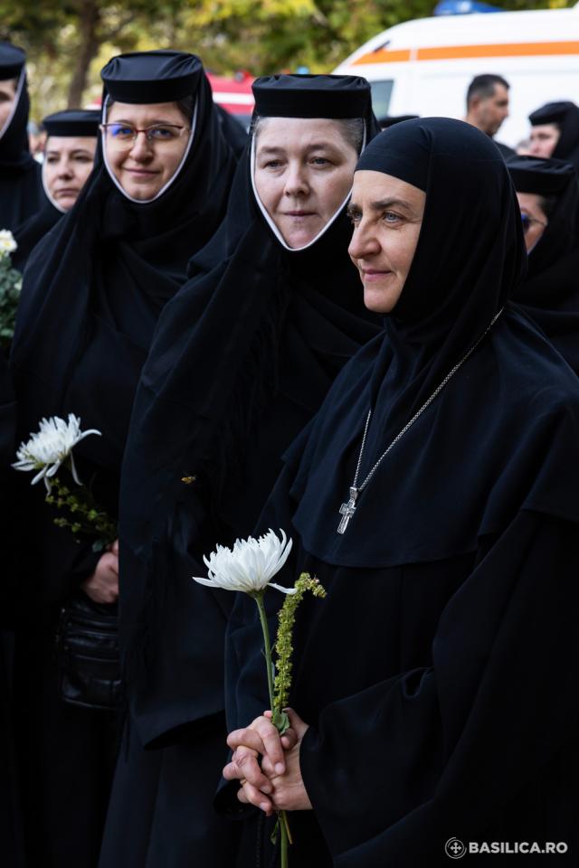 La pas, alături de prietenii lui Hristos: Calea Sfinților, pe străzile din Capitală / Foto credit: Basilica.ro / Raluca-Emanuela Ene La pas, alături de prietenii lui Hristos: Calea Sfinților, pe străzile din Capitală