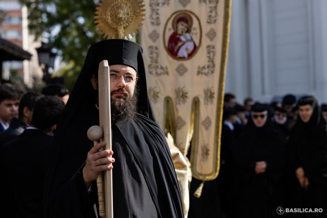 La pas, alături de prietenii lui Hristos: Calea Sfinților, pe străzile din Capitală / Foto credit: Basilica.ro / Raluca-Emanuela Ene La pas, alături de prietenii lui Hristos: Calea Sfinților, pe străzile din Capitală