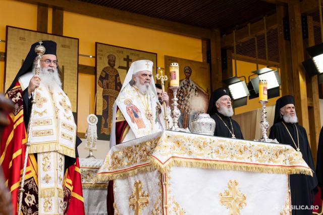 La pas, alături de prietenii lui Hristos: Calea Sfinților, pe străzile din Capitală / Foto credit: Basilica.ro / Raluca-Emanuela Ene La pas, alături de prietenii lui Hristos: Calea Sfinților, pe străzile din Capitală