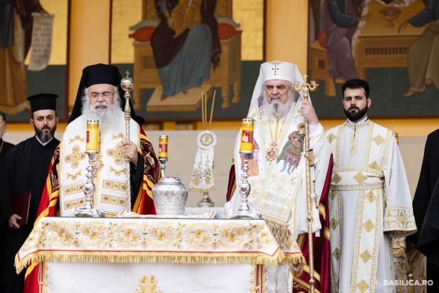 La pas, alături de prietenii lui Hristos: Calea Sfinților, pe străzile din Capitală / Foto credit: Basilica.ro / Raluca-Emanuela Ene La pas, alături de prietenii lui Hristos: Calea Sfinților, pe străzile din Capitală