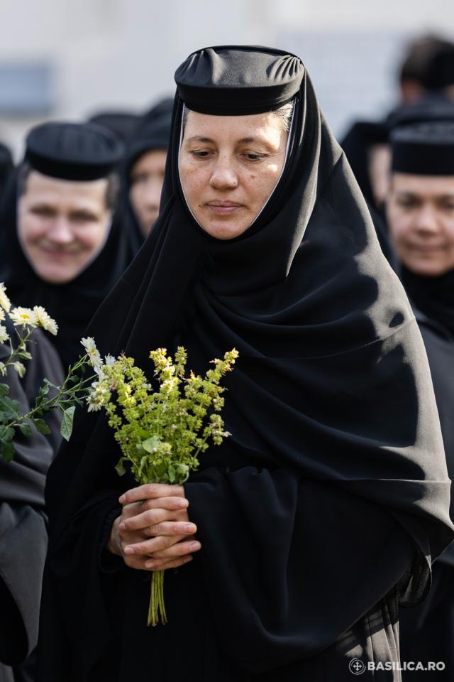 La pas, alături de prietenii lui Hristos: Calea Sfinților, pe străzile din Capitală / Foto credit: Basilica.ro / Raluca-Emanuela Ene La pas, alături de prietenii lui Hristos: Calea Sfinților, pe străzile din Capitală