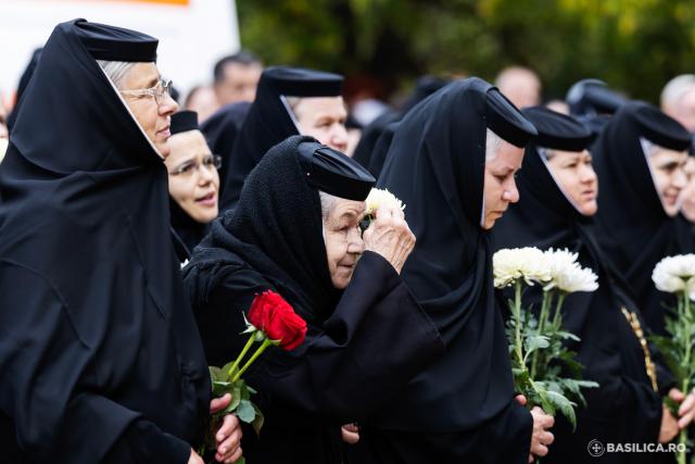 La pas, alături de prietenii lui Hristos: Calea Sfinților, pe străzile din Capitală / Foto credit: Basilica.ro / Raluca-Emanuela Ene La pas, alături de prietenii lui Hristos: Calea Sfinților, pe străzile din Capitală