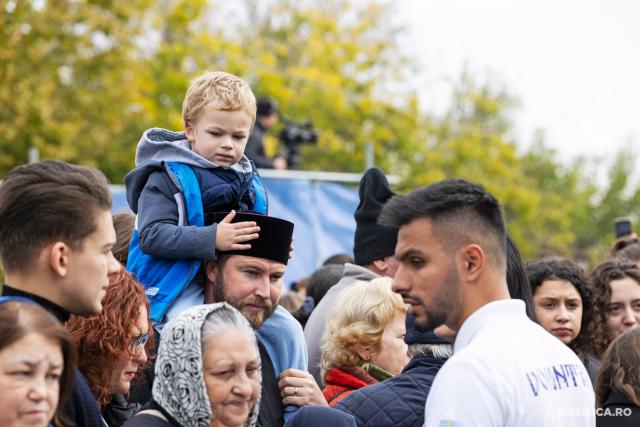 La pas, alături de prietenii lui Hristos: Calea Sfinților, pe străzile din Capitală / Foto credit: Basilica.ro / Raluca-Emanuela Ene La pas, alături de prietenii lui Hristos: Calea Sfinților, pe străzile din Capitală