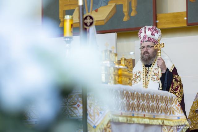 Slujba de priveghere în cinstea Sfântului Dimitrie cel Nou, ocrotitorul Bucureștilor / Foto credit: Basilica.ro / Mircea Florescu (Foto) Slujbă de priveghere în cinstea Sfântului Dimitrie cel Nou, ocrotitorul Bucureștilor