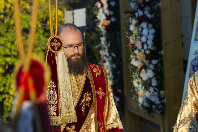Slujba de priveghere în cinstea Sfântului Dimitrie cel Nou, ocrotitorul Bucureștilor / Foto credit: Basilica.ro / Mircea Florescu (Foto) Slujbă de priveghere în cinstea Sfântului Dimitrie cel Nou, ocrotitorul Bucureștilor