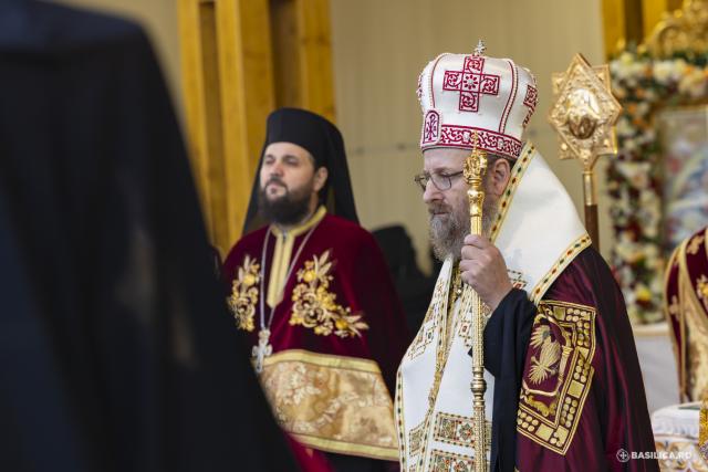 Slujba de priveghere în cinstea Sfântului Dimitrie cel Nou, ocrotitorul Bucureștilor / Foto credit: Basilica.ro / Mircea Florescu (Foto) Slujbă de priveghere în cinstea Sfântului Dimitrie cel Nou, ocrotitorul Bucureștilor