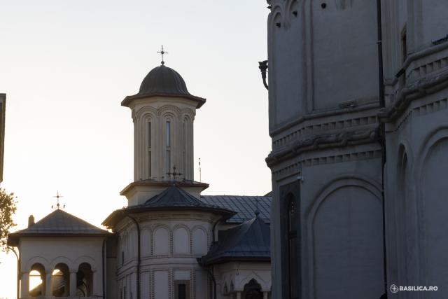 Slujba de priveghere în cinstea Sfântului Dimitrie cel Nou, ocrotitorul Bucureștilor / Foto credit: Basilica.ro / Mircea Florescu (Foto) Slujbă de priveghere în cinstea Sfântului Dimitrie cel Nou, ocrotitorul Bucureștilor
