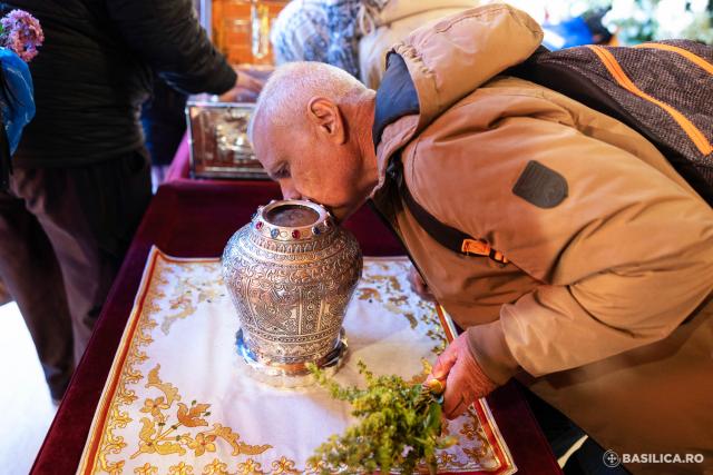 Praznicul ales al sfârșitului de octombrie: Sfânta Liturghie de ziua Sfântului Mare Mucenic Dimitrie, la Catedrala Patriarhală / Foto: Raluca-Emanuela Ene / Basilica.ro (Foto) Praznicul ales al sfârșitului de octombrie: Sfânta Liturghie de ziua Sfântului Mare Mucenic Dimitrie, la Catedrala Patriarhală