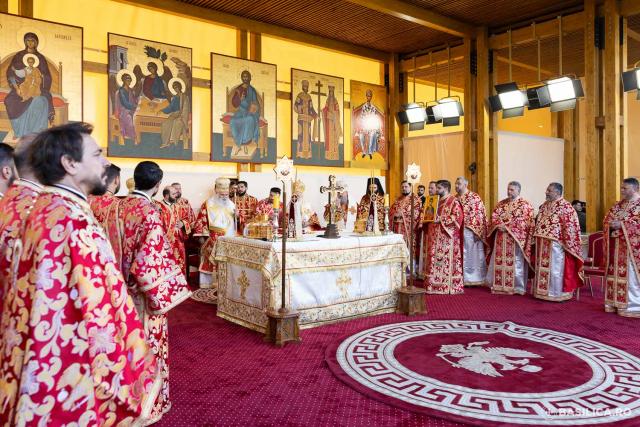 Praznicul ales al sfârșitului de octombrie: Sfânta Liturghie de ziua Sfântului Mare Mucenic Dimitrie, la Catedrala Patriarhală / Foto: Raluca-Emanuela Ene / Basilica.ro (Foto) Praznicul ales al sfârșitului de octombrie: Sfânta Liturghie de ziua Sfântului Mare Mucenic Dimitrie, la Catedrala Patriarhală