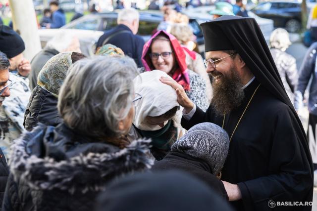 (Foto) Praznicul ales al sfârșitului de octombrie: Sfânta Liturghie de ziua Sfântului Mare Mucenic Dimitrie, la Catedrala Patriarhală