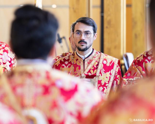 Praznicul ales al sfârșitului de octombrie: Sfânta Liturghie de ziua Sfântului Mare Mucenic Dimitrie, la Catedrala Patriarhală / Foto: Raluca-Emanuela Ene / Basilica.ro (Foto) Praznicul ales al sfârșitului de octombrie: Sfânta Liturghie de ziua Sfântului Mare Mucenic Dimitrie, la Catedrala Patriarhală