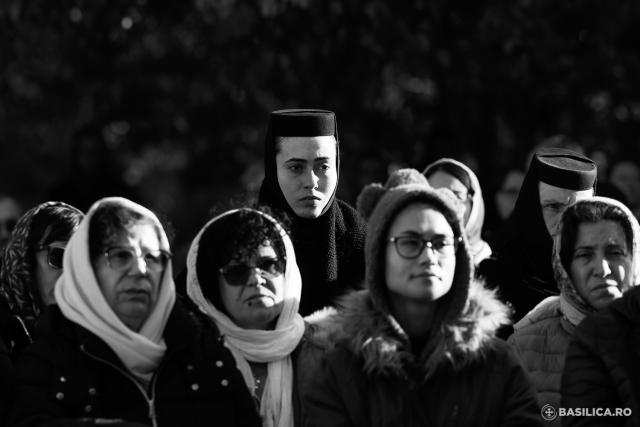 Praznicul ales al sfârșitului de octombrie: Sfânta Liturghie de ziua Sfântului Mare Mucenic Dimitrie, la Catedrala Patriarhală / Foto: Raluca-Emanuela Ene / Basilica.ro (Foto) Praznicul ales al sfârșitului de octombrie: Sfânta Liturghie de ziua Sfântului Mare Mucenic Dimitrie, la Catedrala Patriarhală