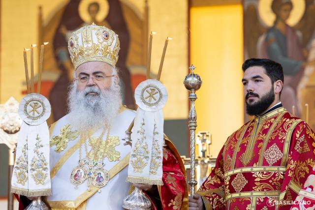 Praznicul ales al sfârșitului de octombrie: Sfânta Liturghie de ziua Sfântului Mare Mucenic Dimitrie, la Catedrala Patriarhală / Foto: Raluca-Emanuela Ene / Basilica.ro (Foto) Praznicul ales al sfârșitului de octombrie: Sfânta Liturghie de ziua Sfântului Mare Mucenic Dimitrie, la Catedrala Patriarhală