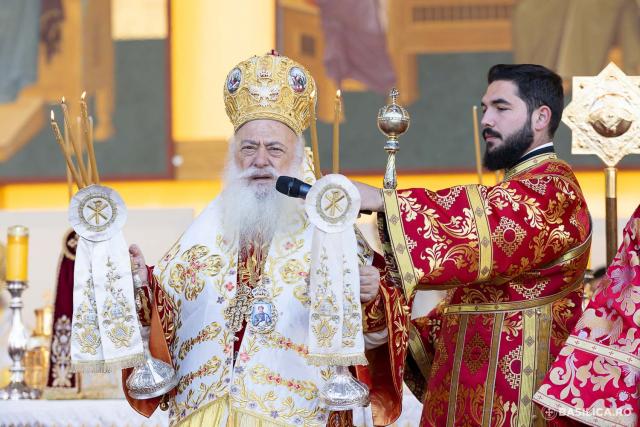 Praznicul ales al sfârșitului de octombrie: Sfânta Liturghie de ziua Sfântului Mare Mucenic Dimitrie, la Catedrala Patriarhală / Foto: Raluca-Emanuela Ene / Basilica.ro (Foto) Praznicul ales al sfârșitului de octombrie: Sfânta Liturghie de ziua Sfântului Mare Mucenic Dimitrie, la Catedrala Patriarhală