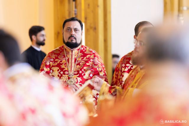 Praznicul ales al sfârșitului de octombrie: Sfânta Liturghie de ziua Sfântului Mare Mucenic Dimitrie, la Catedrala Patriarhală / Foto: Raluca-Emanuela Ene / Basilica.ro (Foto) Praznicul ales al sfârșitului de octombrie: Sfânta Liturghie de ziua Sfântului Mare Mucenic Dimitrie, la Catedrala Patriarhală