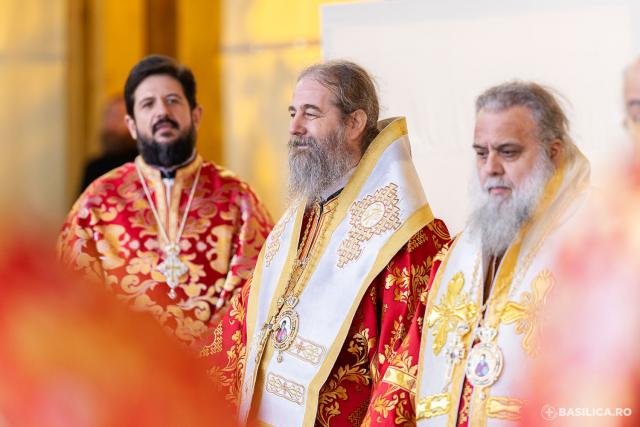 Praznicul ales al sfârșitului de octombrie: Sfânta Liturghie de ziua Sfântului Mare Mucenic Dimitrie, la Catedrala Patriarhală / Foto: Raluca-Emanuela Ene / Basilica.ro (Foto) Praznicul ales al sfârșitului de octombrie: Sfânta Liturghie de ziua Sfântului Mare Mucenic Dimitrie, la Catedrala Patriarhală