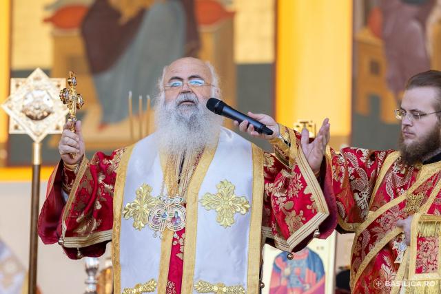 Praznicul ales al sfârșitului de octombrie: Sfânta Liturghie de ziua Sfântului Mare Mucenic Dimitrie, la Catedrala Patriarhală / Foto: Raluca-Emanuela Ene / Basilica.ro (Foto) Praznicul ales al sfârșitului de octombrie: Sfânta Liturghie de ziua Sfântului Mare Mucenic Dimitrie, la Catedrala Patriarhală