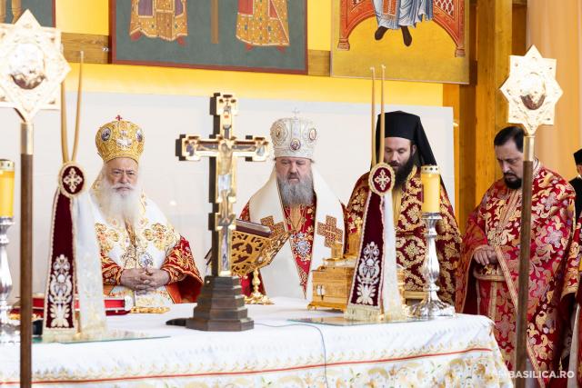 Praznicul ales al sfârșitului de octombrie: Sfânta Liturghie de ziua Sfântului Mare Mucenic Dimitrie, la Catedrala Patriarhală / Foto: Raluca-Emanuela Ene / Basilica.ro (Foto) Praznicul ales al sfârșitului de octombrie: Sfânta Liturghie de ziua Sfântului Mare Mucenic Dimitrie, la Catedrala Patriarhală