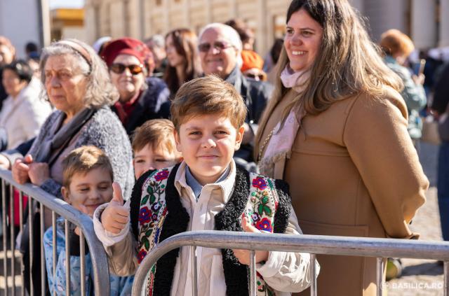 Praznicul ales al sfârșitului de octombrie: Sfânta Liturghie de ziua Sfântului Mare Mucenic Dimitrie, la Catedrala Patriarhală / Foto: Raluca-Emanuela Ene / Basilica.ro (Foto) Praznicul ales al sfârșitului de octombrie: Sfânta Liturghie de ziua Sfântului Mare Mucenic Dimitrie, la Catedrala Patriarhală