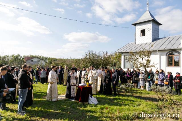 Sfințire de casă parohială și casă socială la parohia Vladomira