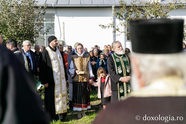 Sfințire de casă parohială și casă socială la parohia Vladomira