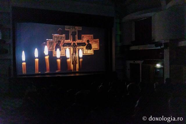 Proiecția filmulului artistic O Cruce în pustie. Sfânta Cuvioasă Parascheva (Serbia), în prezența regizorului Hadži-Aleksandar Đurović (Foto) “Quo Vadis”: Ateneul Tătărași, gazda pentru zeci de spectatori în cea de-a doua zi a festivalului
