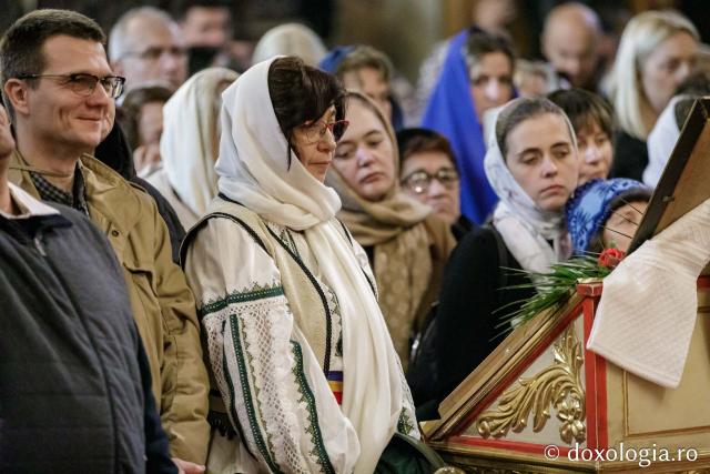 (Foto) Zi aparte la Iași: IPS Teofan și Arhim. Efrem Vatopedinul au săvârșit Sfânta Liturghie la Catedrala Mitropolitană