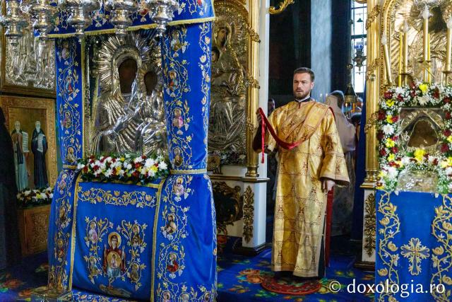Prăznuirea Sfinților Arhangheli la Mănăstirea Agapia