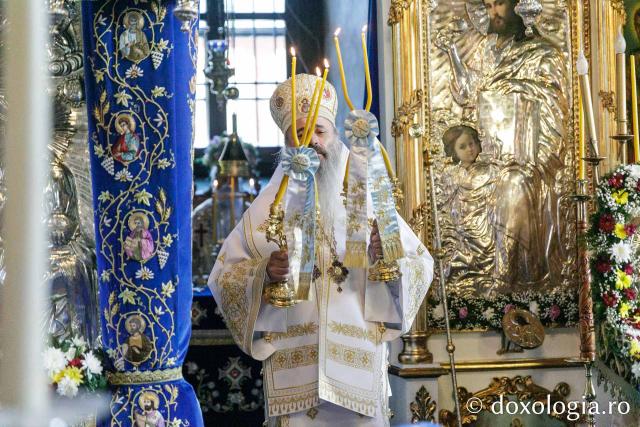 Prăznuirea Sfinților Arhangheli la Mănăstirea Agapia