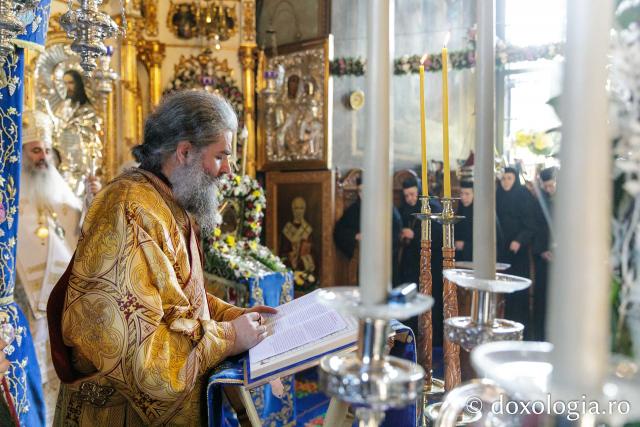 Prăznuirea Sfinților Arhangheli la Mănăstirea Agapia