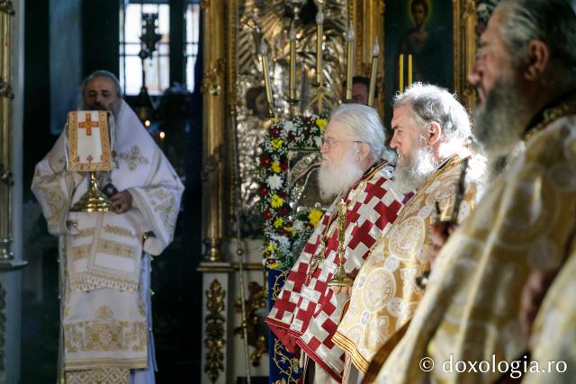 Prăznuirea Sfinților Arhangheli la Mănăstirea Agapia