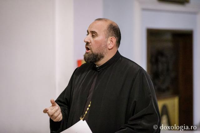 (Foto) Parohia Păușești – Colindători la Reședința Mitropolitană 2024