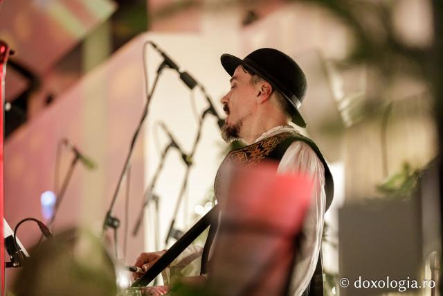 Concertul de colinde al Mitropoliei Moldovei și Bucovinei „Betleemul a deschis Edenul” / foto: Oana Nechifor (Foto) „Betleemul a deschis Edenul”: Peste 1000 de ieșeni au trăit bucuria Nașterii Domnului la Concertul de colinde al Mitropoliei Moldovei și Bucovinei