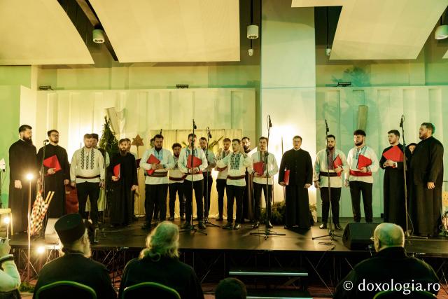 Concertul de colinde al Mitropoliei Moldovei și Bucovinei „Betleemul a deschis Edenul” / foto: Oana Nechifor (Foto) „Betleemul a deschis Edenul”: Peste 1000 de ieșeni au trăit bucuria Nașterii Domnului la Concertul de colinde al Mitropoliei Moldovei și Bucovinei