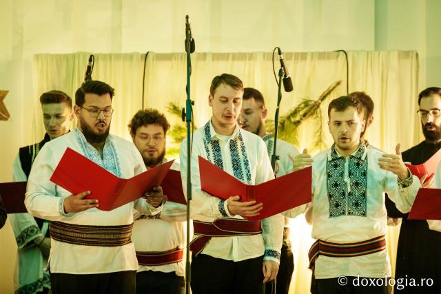 Concertul de colinde al Mitropoliei Moldovei și Bucovinei „Betleemul a deschis Edenul” / foto: Oana Nechifor (Foto) „Betleemul a deschis Edenul”: Peste 1000 de ieșeni au trăit bucuria Nașterii Domnului la Concertul de colinde al Mitropoliei Moldovei și Bucovinei