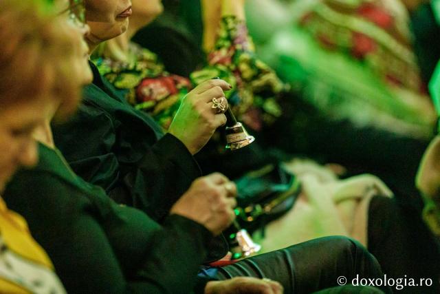 Concertul de colinde al Mitropoliei Moldovei și Bucovinei „Betleemul a deschis Edenul” / foto: Oana Nechifor (Foto) „Betleemul a deschis Edenul”: Peste 1000 de ieșeni au trăit bucuria Nașterii Domnului la Concertul de colinde al Mitropoliei Moldovei și Bucovinei