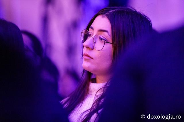 Concertul de colinde al Mitropoliei Moldovei și Bucovinei „Betleemul a deschis Edenul” / foto: Oana Nechifor (Foto) „Betleemul a deschis Edenul”: Peste 1000 de ieșeni au trăit bucuria Nașterii Domnului la Concertul de colinde al Mitropoliei Moldovei și Bucovinei