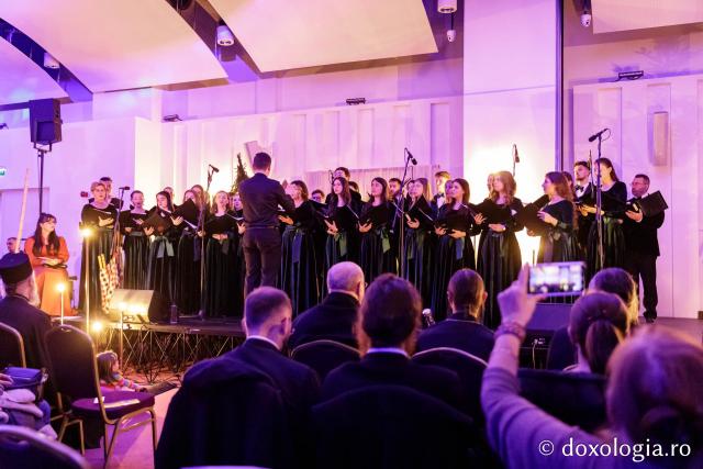Concertul de colinde al Mitropoliei Moldovei și Bucovinei „Betleemul a deschis Edenul” / foto: Oana Nechifor (Foto) „Betleemul a deschis Edenul”: Peste 1000 de ieșeni au trăit bucuria Nașterii Domnului la Concertul de colinde al Mitropoliei Moldovei și Bucovinei